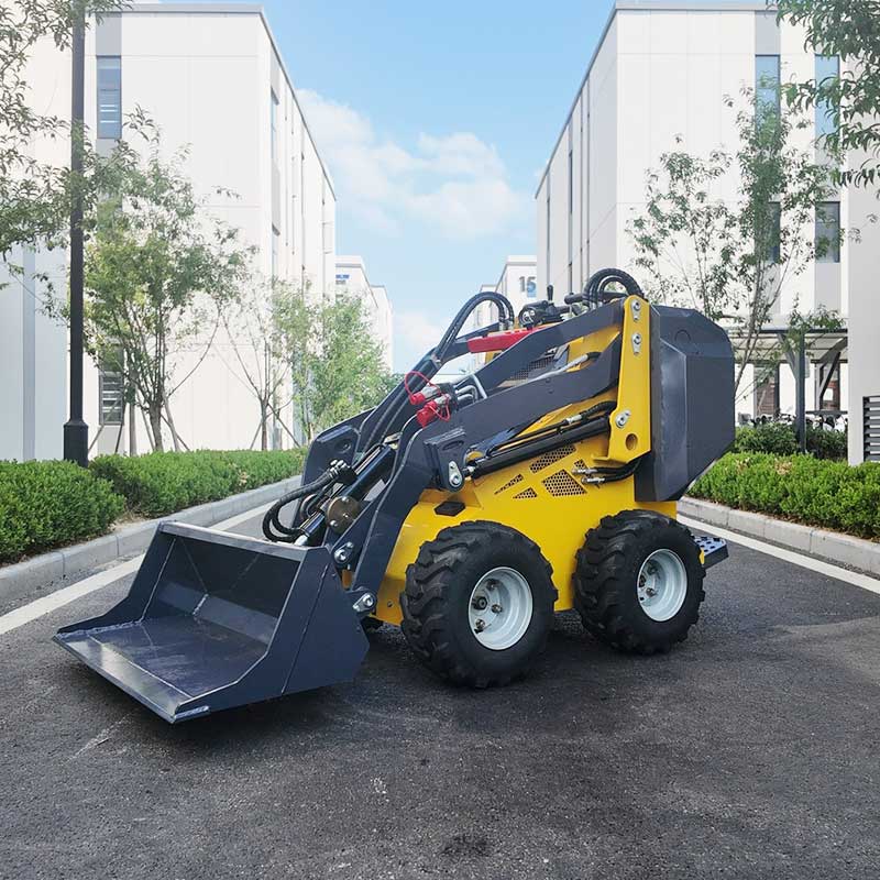 S370-Skid-Steer-Loader02